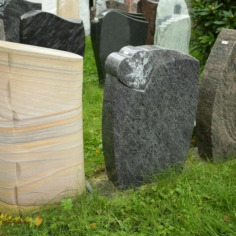 Form & Ornamente auf Grabmalen, Beispiel Nr. 51